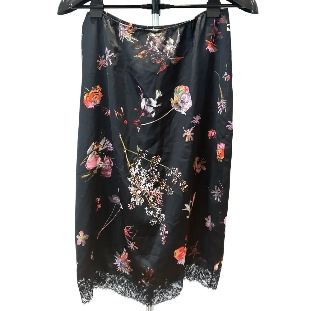 NWT Victoria's Secret Black Floral Skirt Women's Sz M - Picture 2 of 5